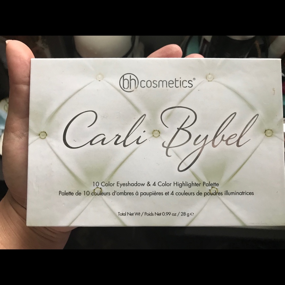 BH cosmetics eyeshadow and highlighter pallet